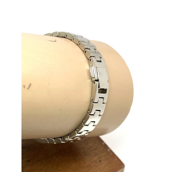 Citizen Women's Watch EM0980-50A Eco-Drive Crystal Accent Silver Dial Rectangle - Picture 10 of 14